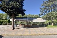 El Ayuntamiento de Mérida adjudica por 99.600 euros la nueva marquesina de bus urbano del Paseo de Roma