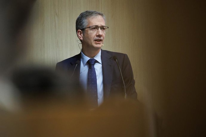 Archivo - El gobernador del Banco de España, Pablo Hernández de Cos, 