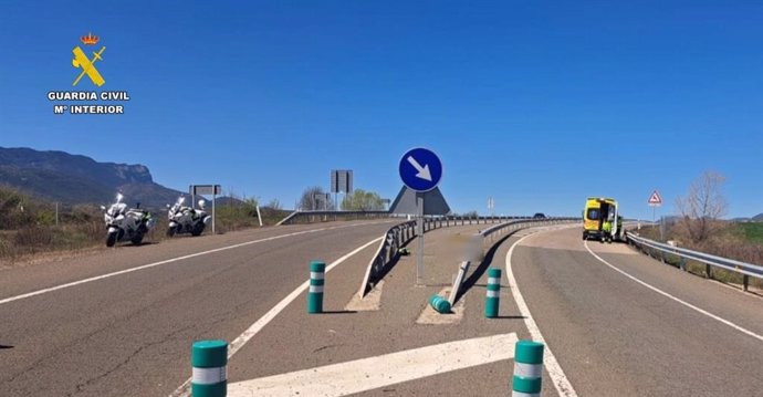 Muere en Sabiñánigo (Huesca) un motorista de 34 años tras salirse de la autovía A-23.