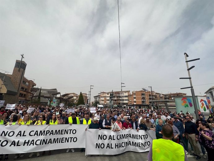 Manifestación en Alhendín contra el centro de migrantes de la Base Aérea de Granada. Archivo.