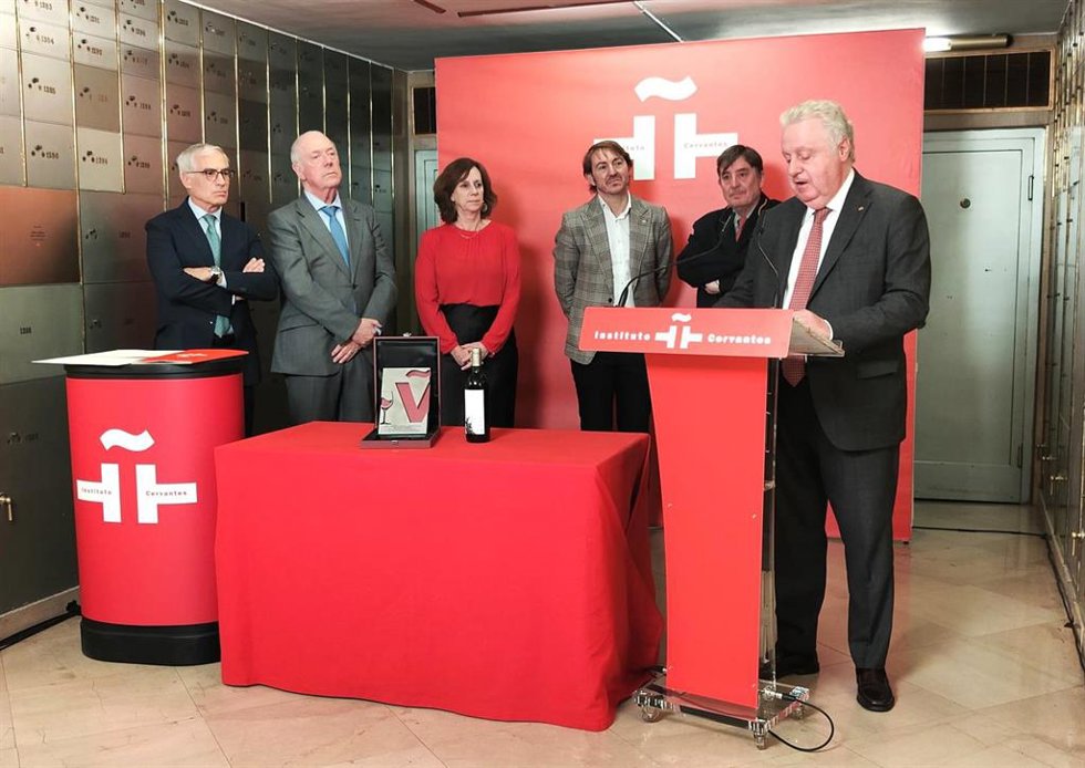 Vino en la Caja de las Letras del Instituto Cervantes