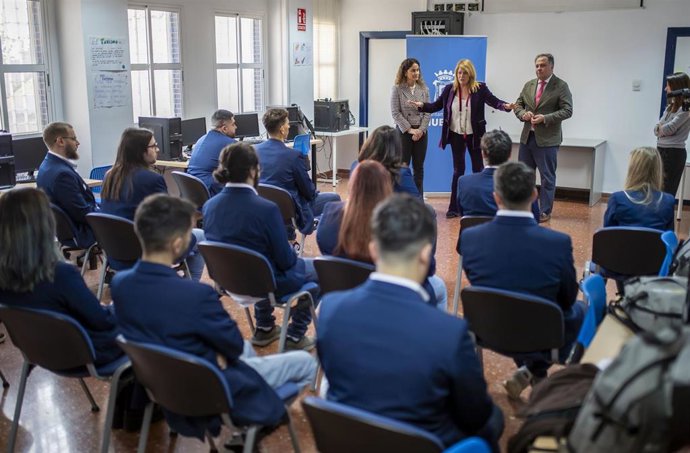 Archivo - Programa de formación en el Ayuntamiento de Huelva.