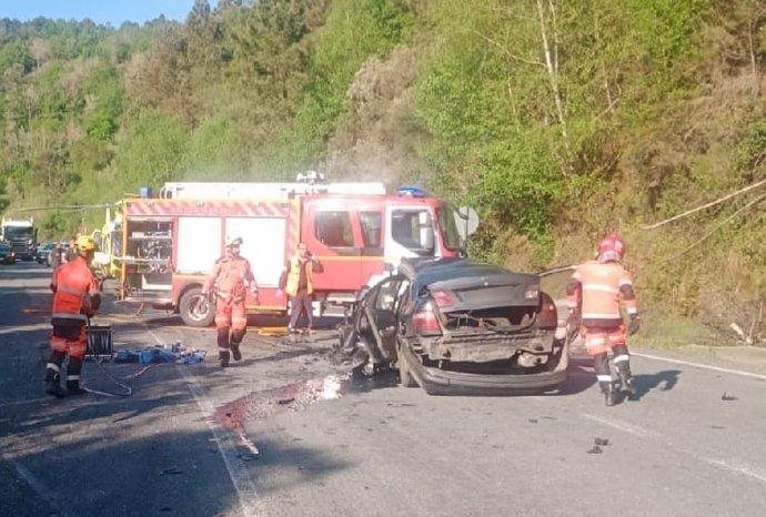 Accidente de tráfico cun falecido en Pantón (Lugo)