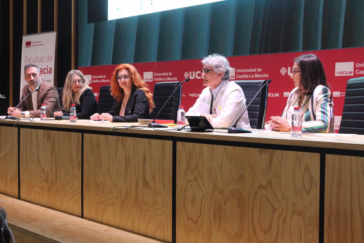 Albacete acoge una jornada temática sobre la humanización de los servicios de pediatría en hospitales de C-LM