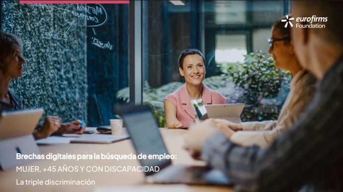 La fundación Eurofirms analiza las barreras digitales a las que se enfrentan las mujeres mayores de 45 años con discapacidad en su estudio 'Brecha digital para buscar empleo: la triple discriminación'.