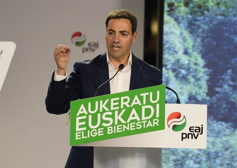 Pradales (PNV) llama a los vascos a reflexionar ya que "puede estar en riesgo nuestro bienestar y calidad de vida"
