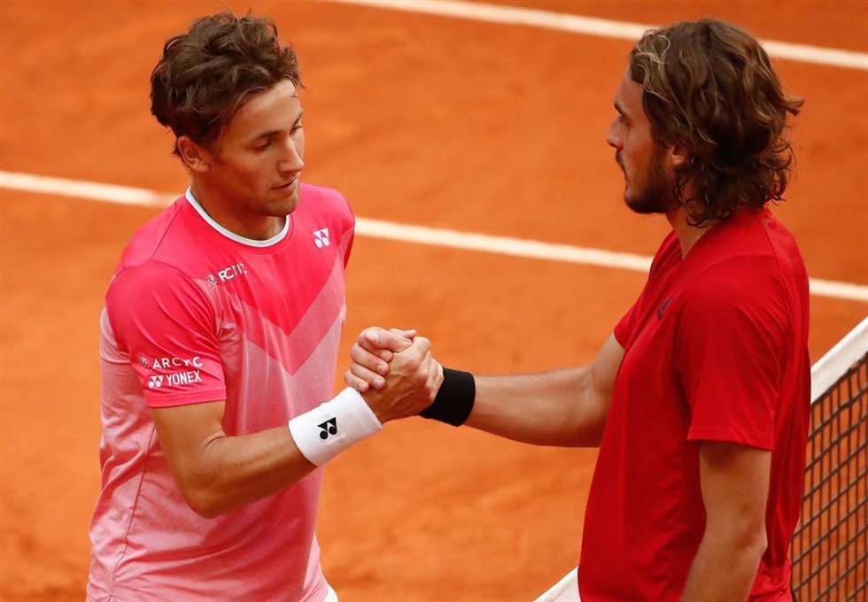 Archivo - Casper Ruud y Stefanos Tsitsipas