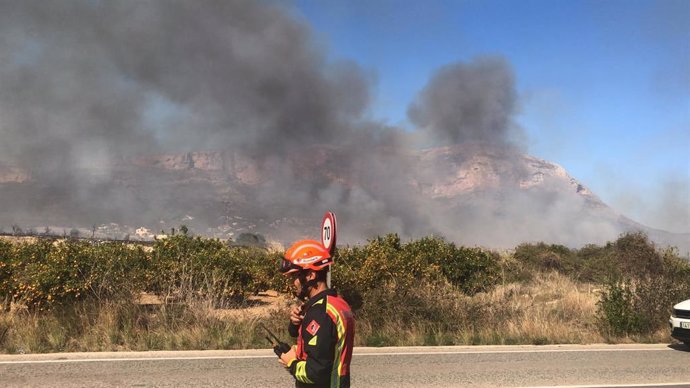 Incendio en el Barranco de la Hiedra de Xàbia