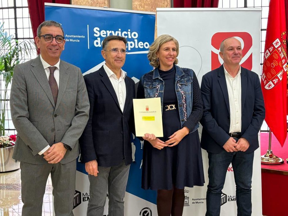 La concejal de Gobierno Abierto, Promoción Económica y Empleo del Consistorio, Mercedes Bernabé, en la presentación del programa