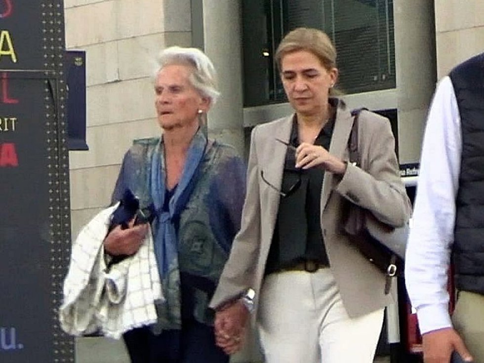 CLAIRE LIEBAERT Y LA INFANTA CRISTINA JUNTAS DE NUEVO EN UN PARTIDO DE PABLO URDANGARIN