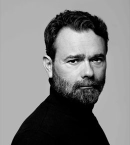 El escritor y actor Sergio Villanueva