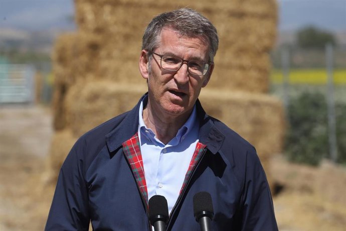 El líder del PP, Alberto Núñez Feijóo, durante su visita de esta semana a Catalunya, en La Fuliola (Lleida)