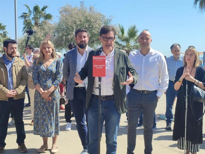 El primer secretario del PSC y candidato a las elecciones catalanas, Salvador Illa, en Badalona