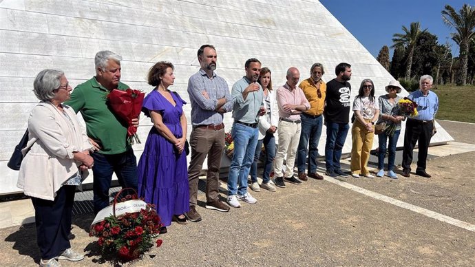 El secretario general del PSOE de Málaga, Dani Pérez, ha participado en un homenaje por los asesinados republicanos.