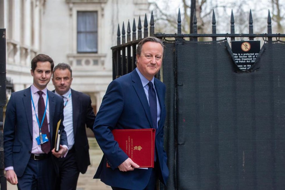 Archivo - El ministro de Exteriores británico, David Cameron
