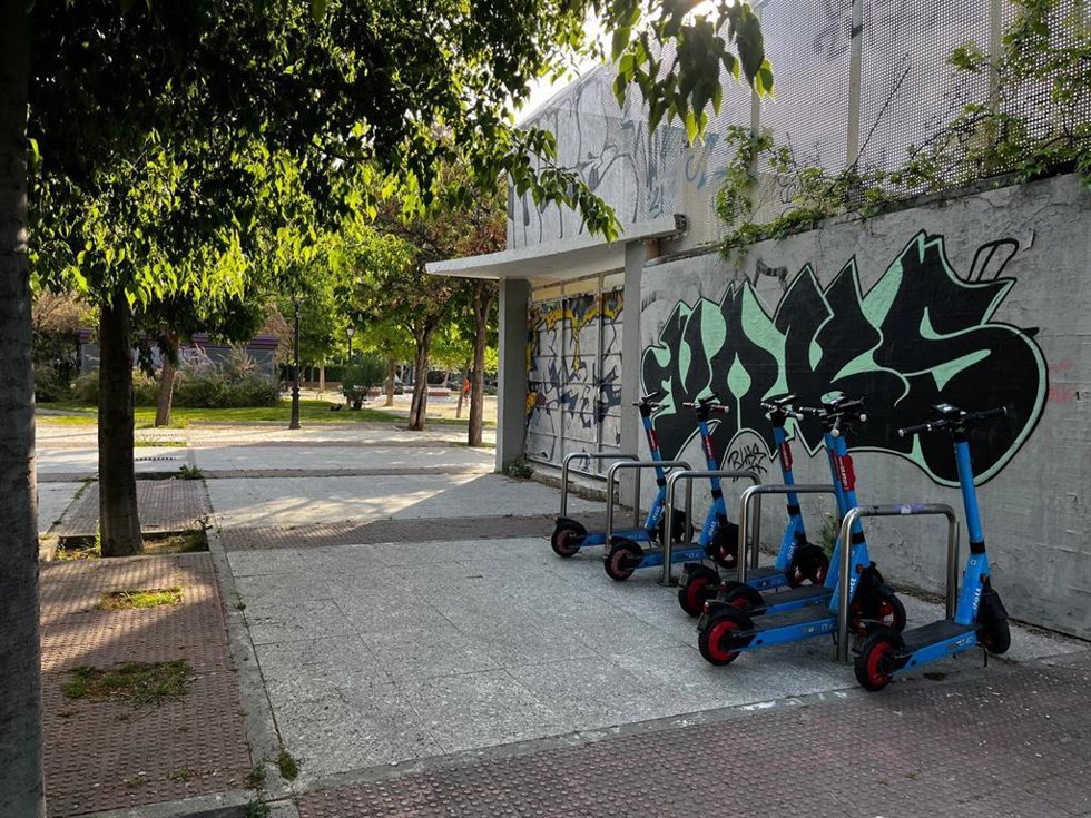 Exterior del Centro Deportivo de Peñuelas