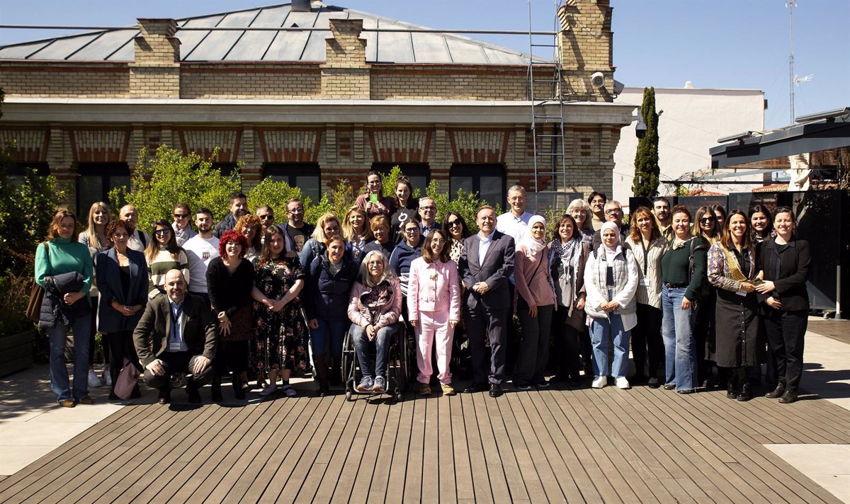 CaixaBank y Fundación Montemadrid reconocen a 20 entidades sociales de Madrid y C-LM con apoyo económico y formación