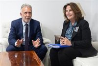 Torres expresa su "preocupación" por la respuesta de Israel y reivindica el trabajo del Gobierno para "bajar tensión"