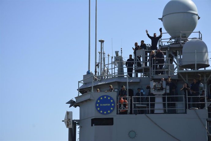 Archivo - La tripulación de la fragata 'Reina Sofía' regresa a Rota tras más de cuatro meses en la operación Atalanta