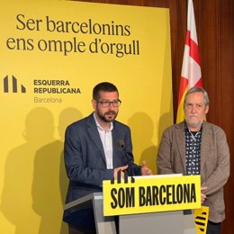El portaveu d'ERC a Barcelona, Jordi Castellana, i el portaveu adjunt, Jordi Coronas