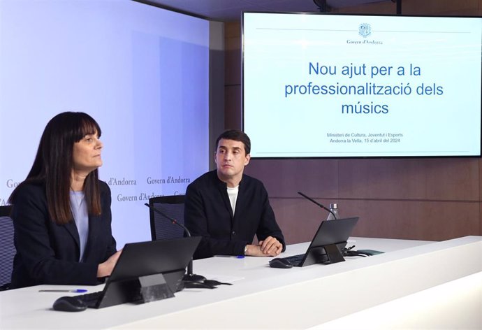 Bonell y Joval en la rueda de prensa de presentación de la nueva ayuda a músicos.