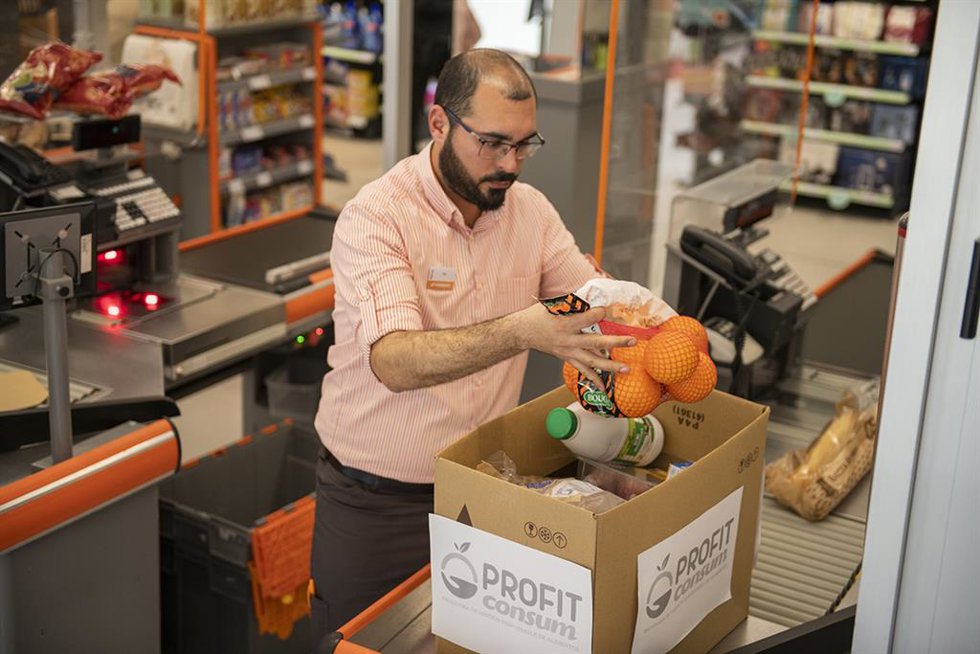 CONSUM IMPULSÓ MÁS DE 1.000 INICIATIVAS SOCIALES CON IMPACTO EN 235.000 PERSONAS VULNERABLES DURANTE 2023