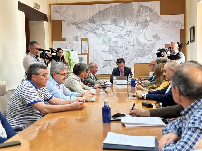 Reunión sobre Los Puentes