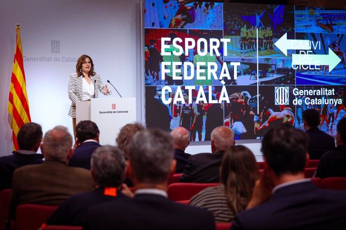 La vicepresidenta del Govern, Laura Vilagrà, a la trobada amb les federacions esportives catalanes.