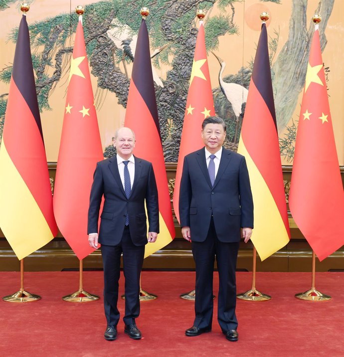 Archivo - Imagen de archivo del canciller de Alemania, Olaf Scholz,  junto al presidente chino, Xi Jinping.