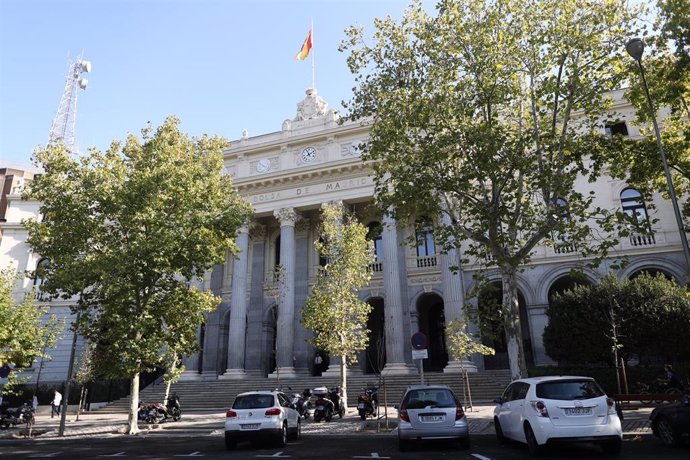 Archivo - Edificio del Palacio de la Bolsa de Madrid, edificio de 1893, en Madrid, a 11 de octubre de 2019.