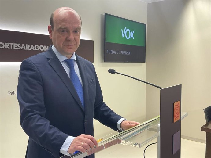 El portavoz de VOX en las Cortes de Aragón, Santiago Morón.