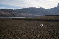 Sequía.- Los embalses del Ter-Llobregat, que abastecen Barcelona y Girona, rozan el 19% de su capacidad
