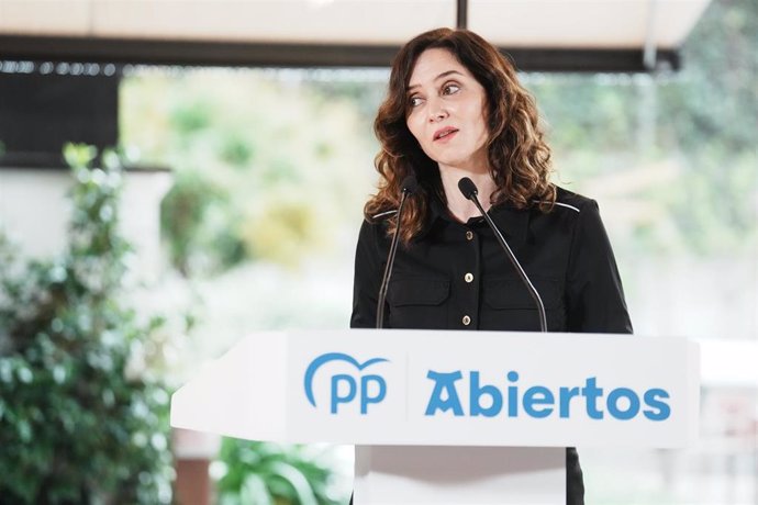 La presidenta de la Comunidad de Madrid, Isabel Díaz Ayuso, en un acto electoral en Bilbao