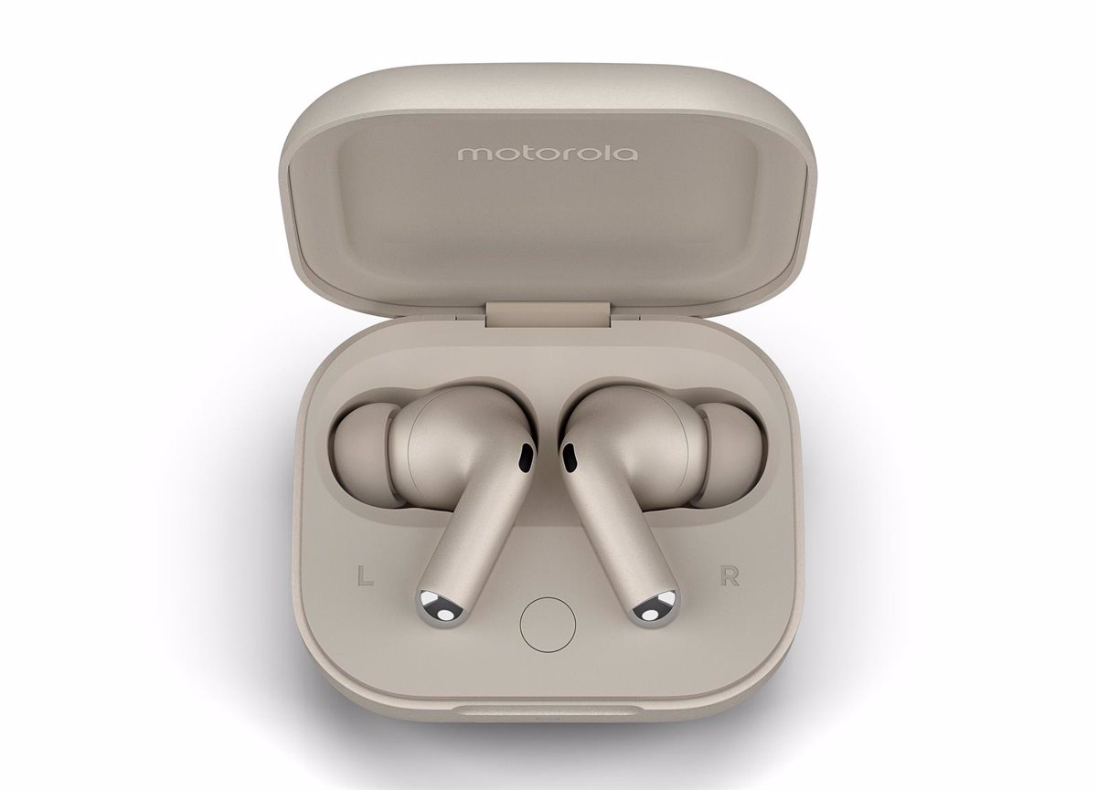 Motorola Launches New Family of Moto Buds Headphones with High-Resolution Audio and Active Noise Cancellation