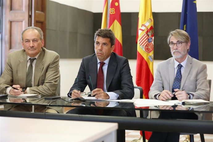 Reunión por videoconferencia de carlos Mazón con el Comisario de Agricultura de la Unión Europea, Janusz Wojciechowski