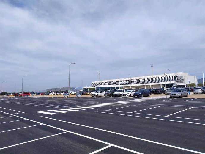 El aeropuerto de Castellón amplía a 500 plazas la capcidad del parking tras completar la primera fase de las obras