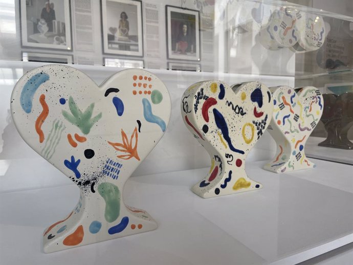 El Museo Nacional de Cerámica y Artes Suntuarias presenta la muestra 'Tot Cor. Arte, diseño y artesanía hablan de amor' de la artista Pepa Reverter