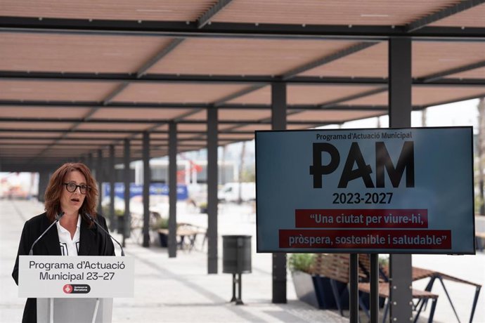 La primera teniente de alcalde de Barcelona, Laia Bonet, presenta la propuesta de Programa d'Actuació Municipal (PAM) 2023-27