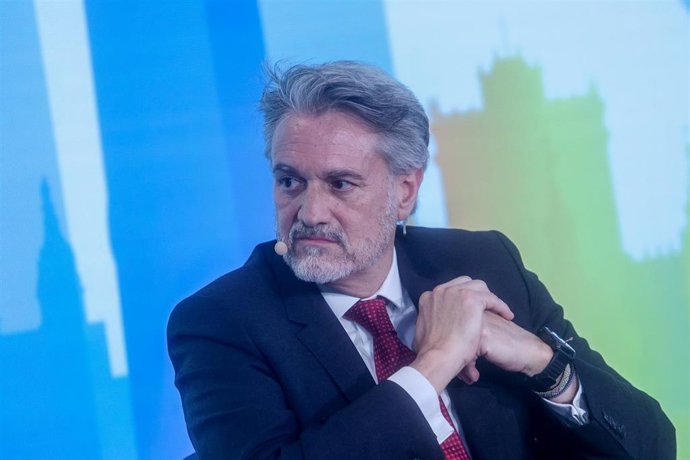 Archivo - Más del 40% de las empresas españoles grandes han adoptado la IA generativa de Microsoft, según el presidente de la subsidiaria española, Alberto Granados. 