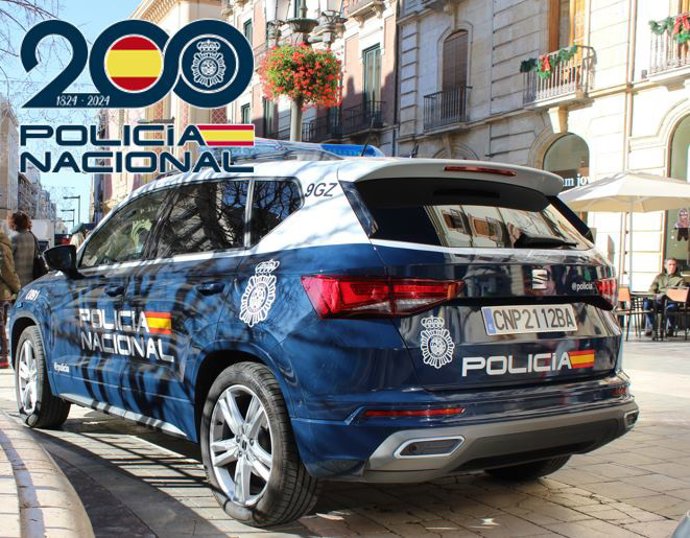 Vehículo de la Policía Nacional.