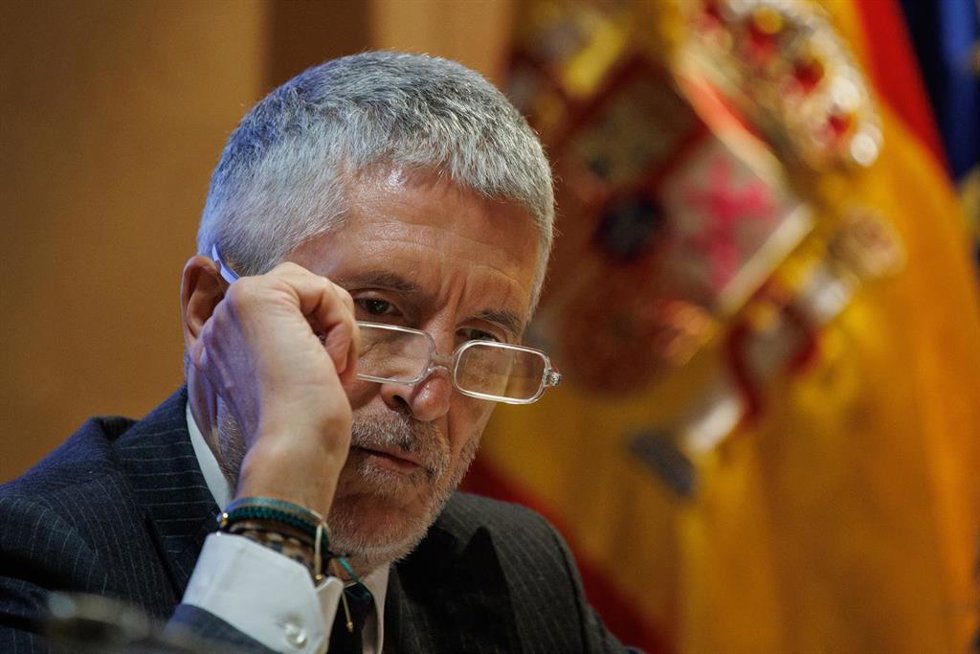 El ministro del Interior, Fernando Grande-Marlaska, preside un encuentro con familiares de personas desaparecidas