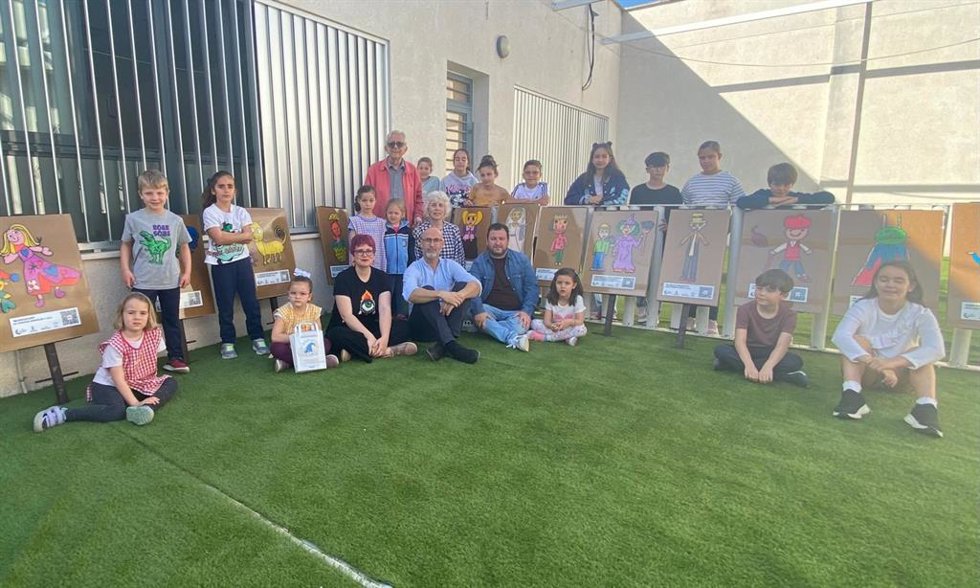 Alcalá de Guadaíra celebrará el Día del Libro con la inauguración de una gymkana de audiocuentos infantiles.
