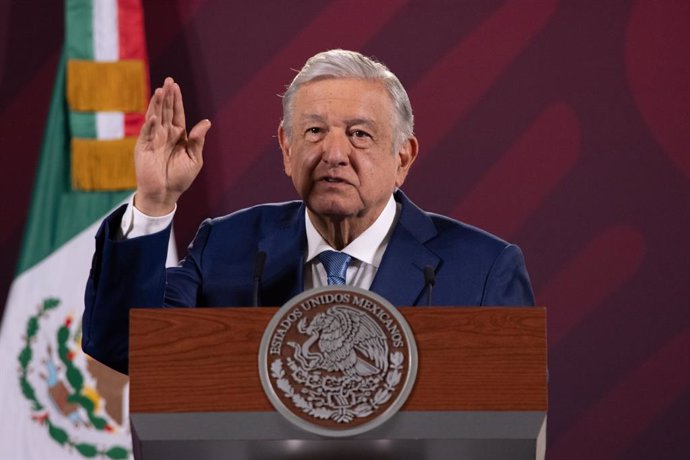 Archivo - 21 February 2023, Mexico, Mexico City: Mexican President Andres Manuel Lopez Obrador gaves his morning conference in Mexico City. 