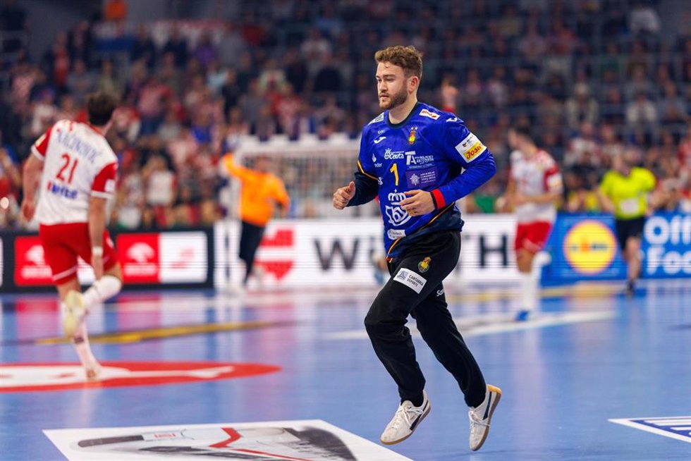 Archivo - Gonzalo Perez de Vargas Moreno of Spain during the Men's EHF Euro 2024, Group B handball match between Spain and Croatia on January 12, 2024 at SAP-Arena in Mannheim, Germany - Photo Stephan Hahne / Beautiful Sports / Orange Pictures / DPPI
