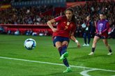 Foto: Varios.- La futbolista Salma Paralluelo recibirá el Día de Aragón la Medalla al Mérito Deportivo