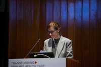 García reconoce el "reto" que supone el cáncer de mama metastásico y aboga por un enfoque social de la enfermedad