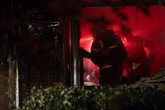 Foto: Al menos cinco intoxicados tras un incendio en un edificio de ocho plantas en Chamberí