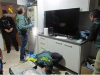 La Guardia Civil desmantela tres puntos de venta de droga y detiene a los 9 presuntos responsables en Alicante