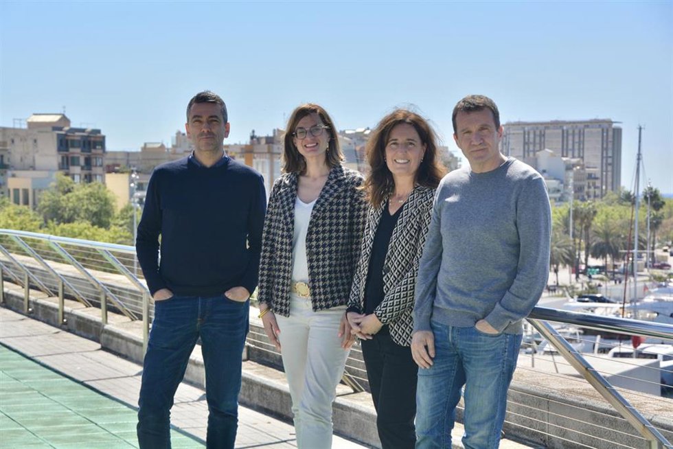 El director de relaciones institucionales de Tech Barcelona, Juan Baselga; la directora de Venture Building de GCO Ventures, Laura Cots; la directora general de GCO Ventures, María José Álvarez, y el ceo de Tech Barcelona, Miquel Martí