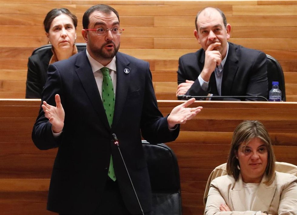El presidente del Principado de Asturias, Adrián Barbón.